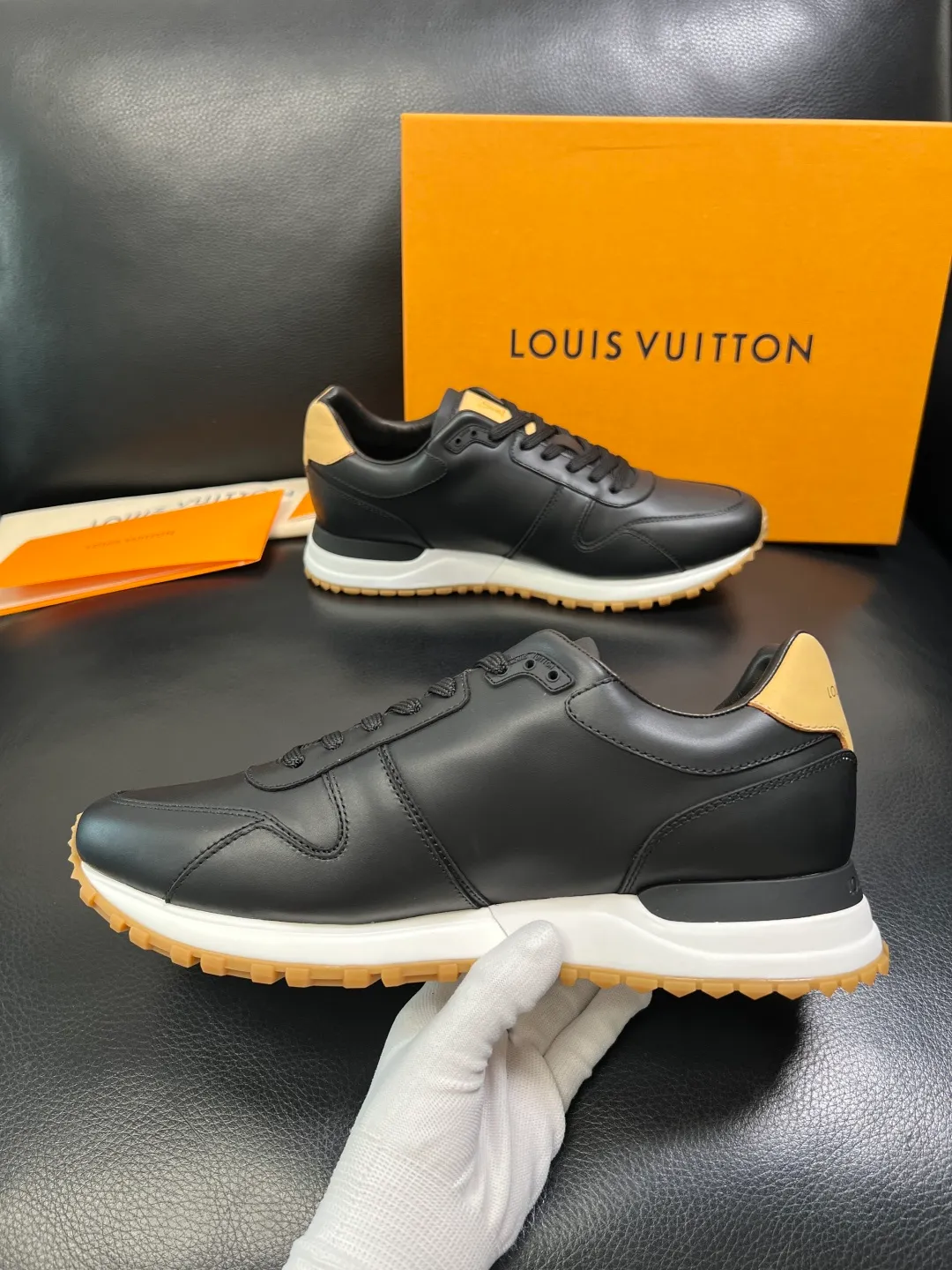 Men's shoes 💰740 Lv high quality top handicrafts Louis Vuitton, counters are equipped with the original factory, the uppers are imported from Italy, high-quality splicing colorful complex crafts, imported cowhide lining is soft and comfortable, soles: original soles specially provided by the original factory, T men's shoes 💰U exclusive movable molded soles are super comfortable, original factory single goods, code number 39-44 (customized 45)